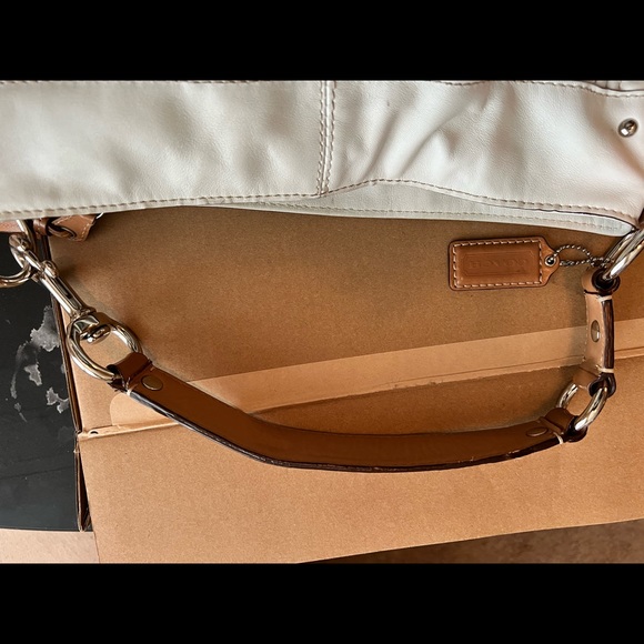 Coach Bags Coach Eggshell Off White Hobo Bag Hardware Alone On This